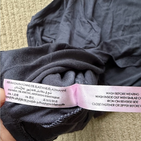 La Vie En Rose Cropped Button-Down Lounge Long-Sleeve, M - Picture 5 of 5